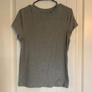 A New Day Women's Gray T-Shirt - Size‎ Large